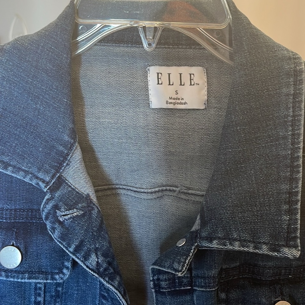 Jean jacket - Picture 2 of 5
